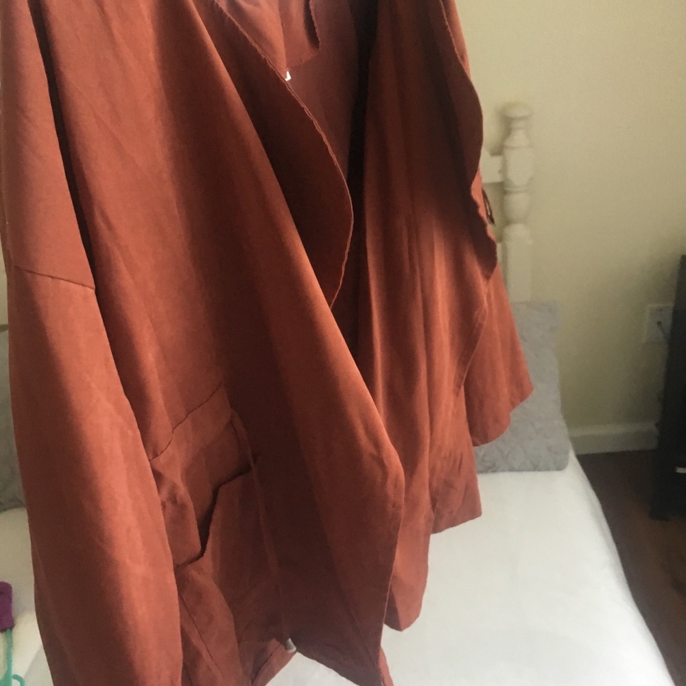Jacket. - Picture 3 of 4